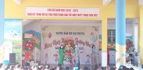 ĐU-HĐND-UNND-MTTQ PL tặng hoa chúc mừng Ngày hội đến trường của bé NH 2020-2021