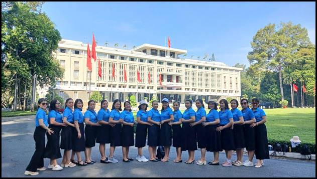 CĐCS TRƯỜNG MẦM NON HOA PHƯỢNG THAM QUAN HỌC TẬP TẠI BẢO TÀNG HỒ CHÍ MINH